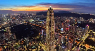 app图标是一只手和胸